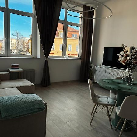 Apartamento Loft Przy Placu Niepodleglosci Jelenia Góra Exterior foto
