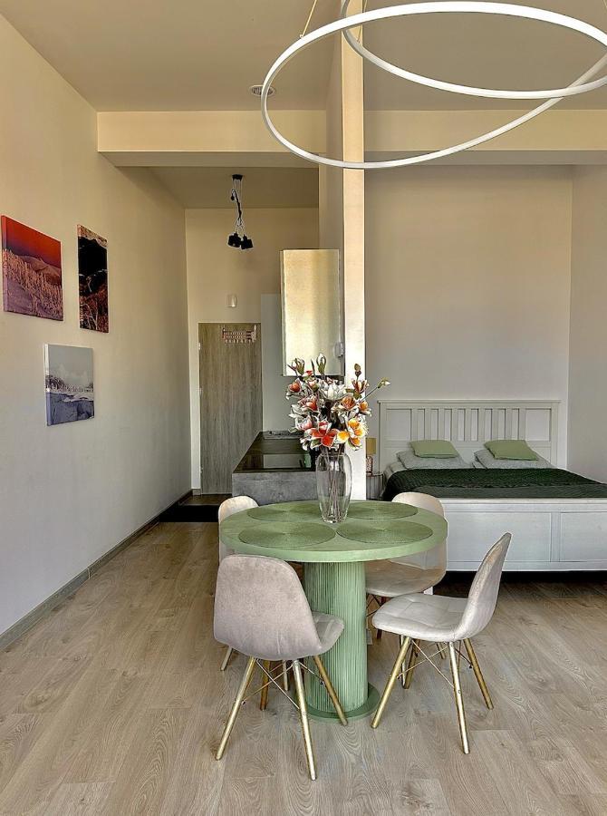 Apartamento Loft Przy Placu Niepodleglosci Jelenia Góra Exterior foto